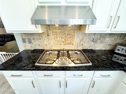 6726 Runnymede Drive, Sparks, NV 89436 Photo