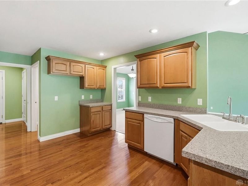 2530 Chamomile Court, Troy, OH 45373 Photo 21