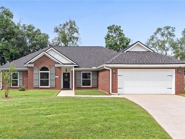 8522 Southern Oak Court, Mobile, AL 36695