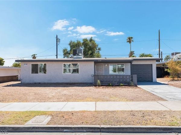 2320 E Oakey Boulevard, Las Vegas, NV 89104