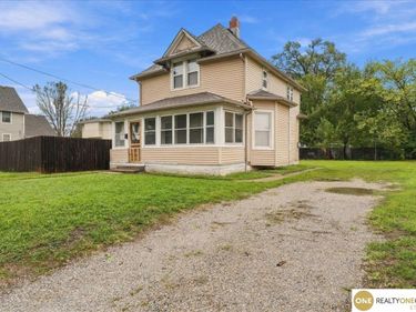 4809 N 24th Street, Omaha, NE 68110