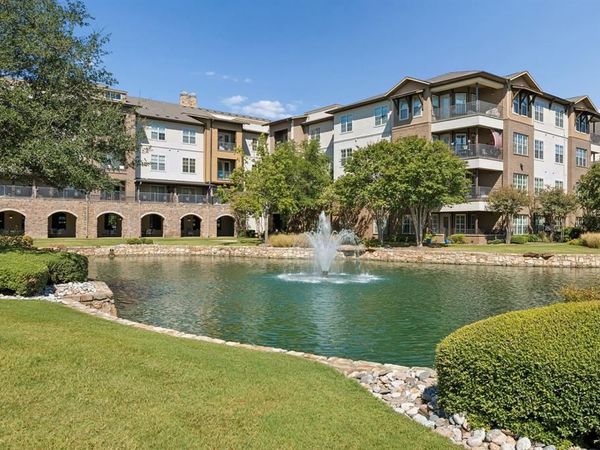 301 Watermere Drive , Unit 222, Southlake, TX 76092