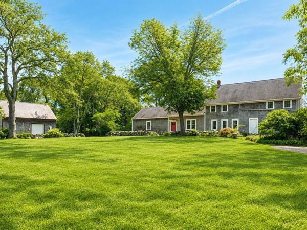 864-866 Pine Hill, Westport, MA 02790