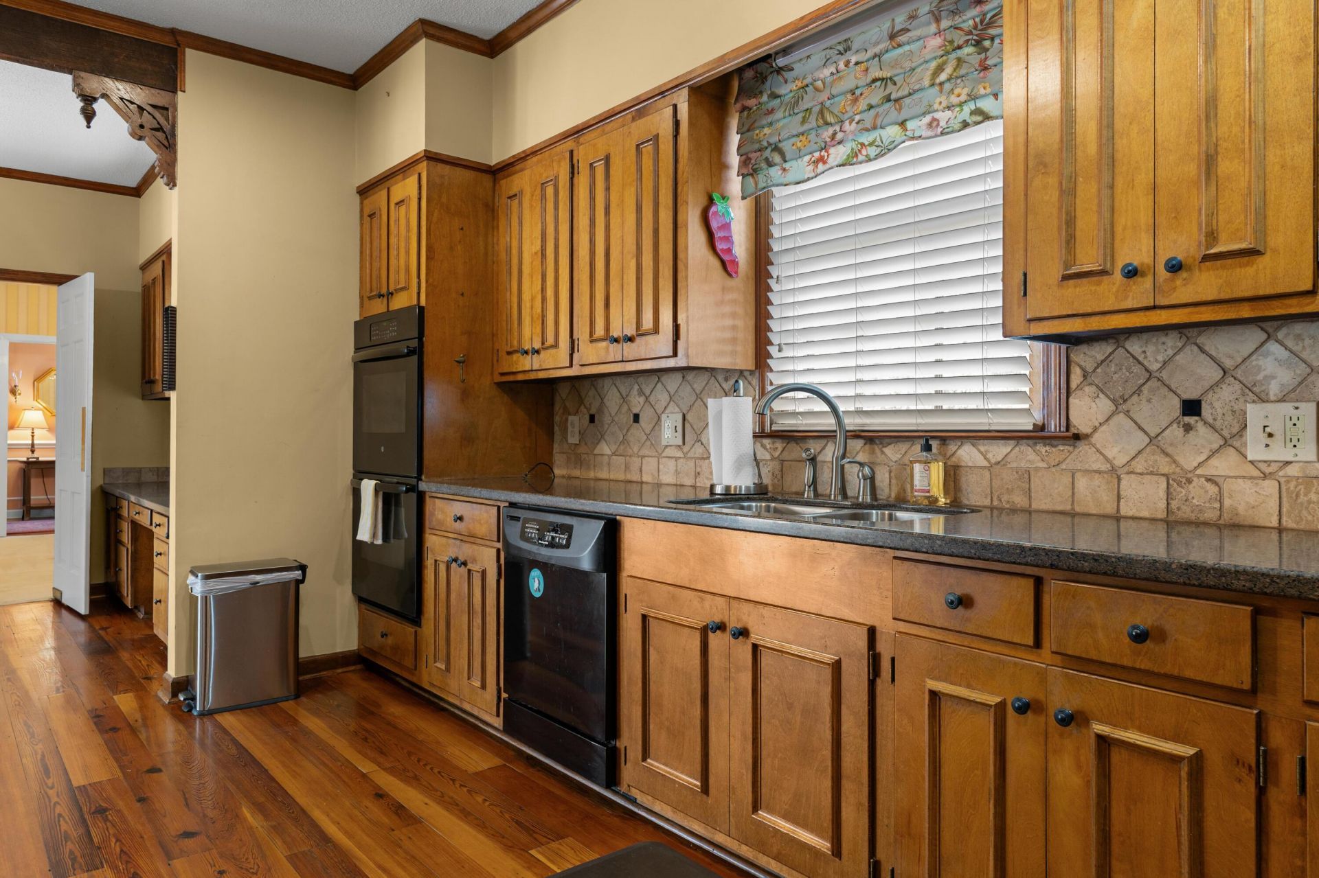 270 Mason Drive Photo 23