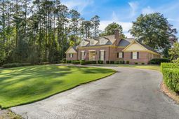 270 Mason Drive photo 4