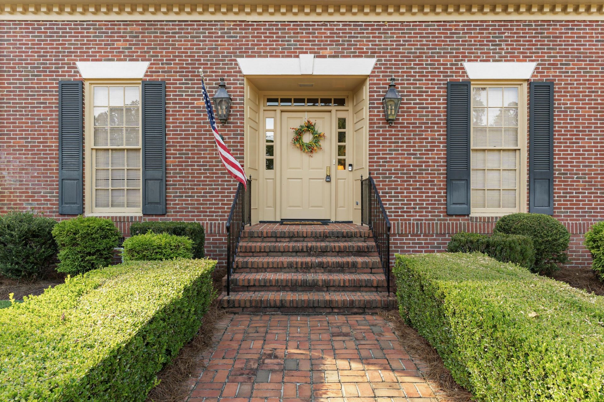 270 Mason Drive Photo 4