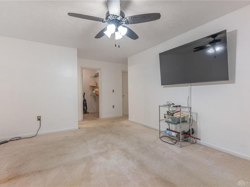 310 Carrington Place, Unit 10-106, Loveland, OH 45140 Photo 16