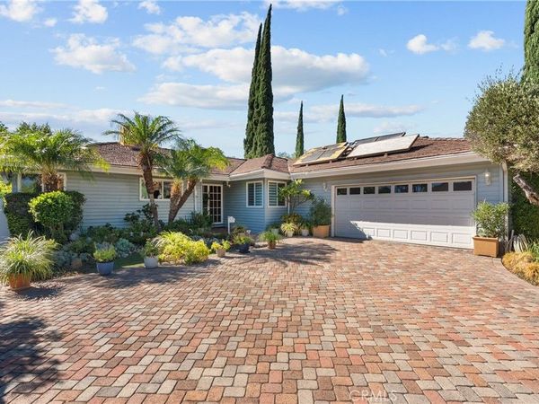 8941 Gloria Avenue , North Hills, CA 91343