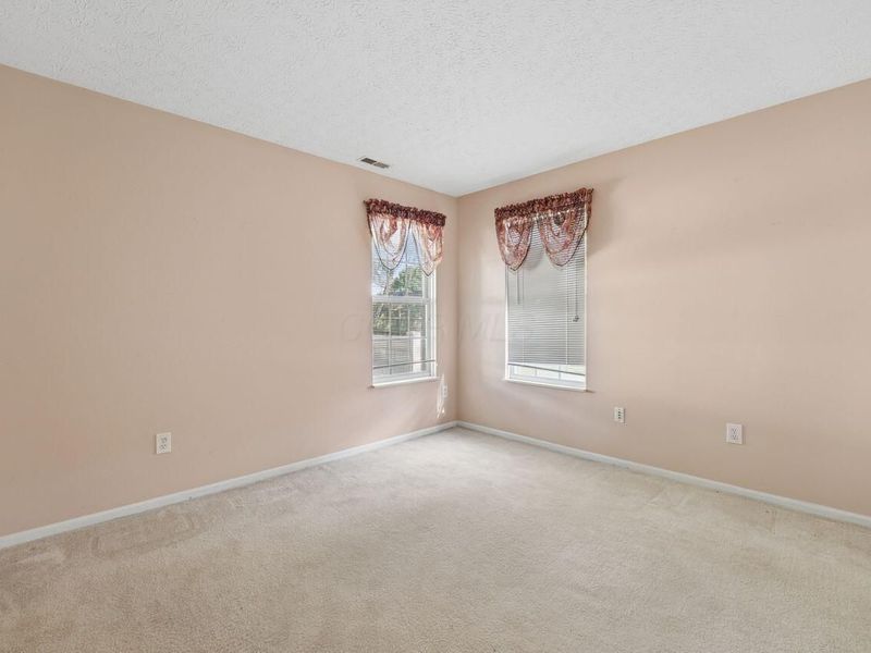 6724 Red Sunset Place, Columbus, OH 43213 Photo 12