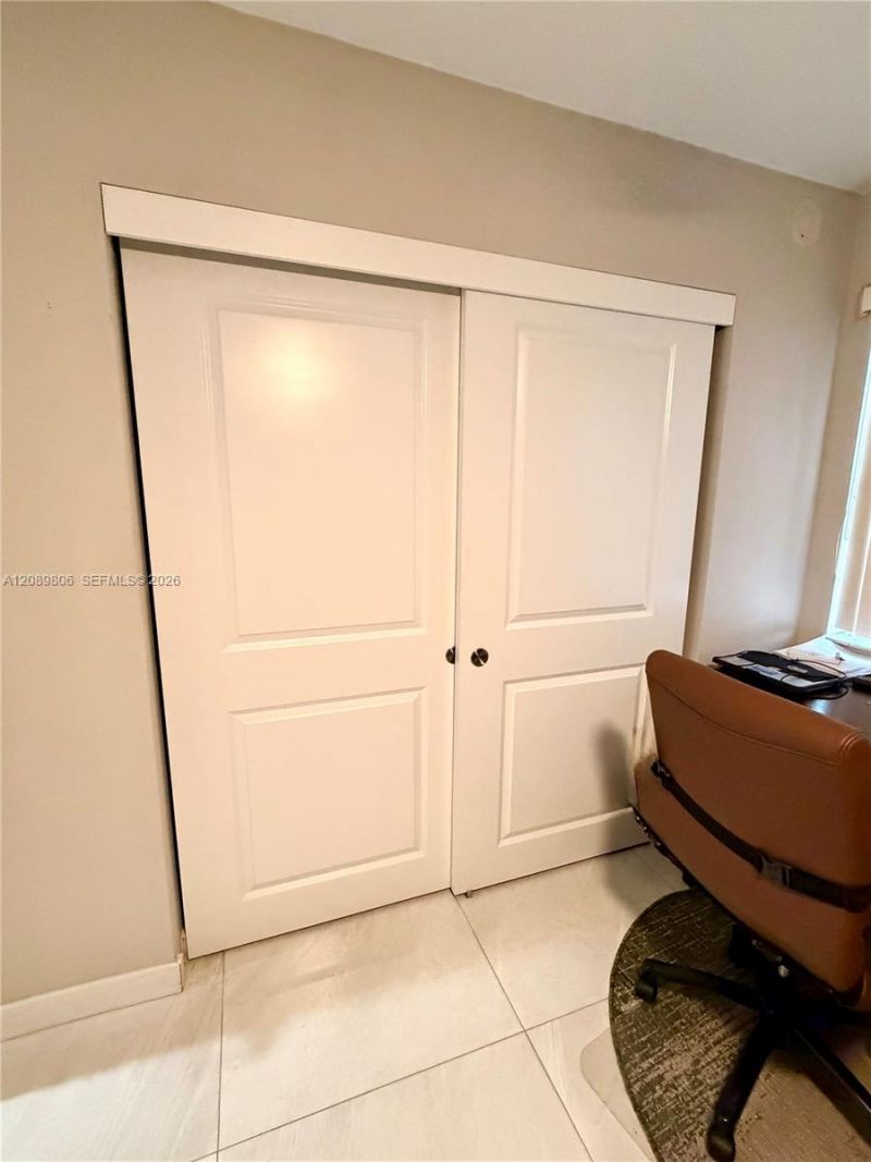 20120 NE 3rd Ct , Unit 7, Miami, FL 33179 Photo