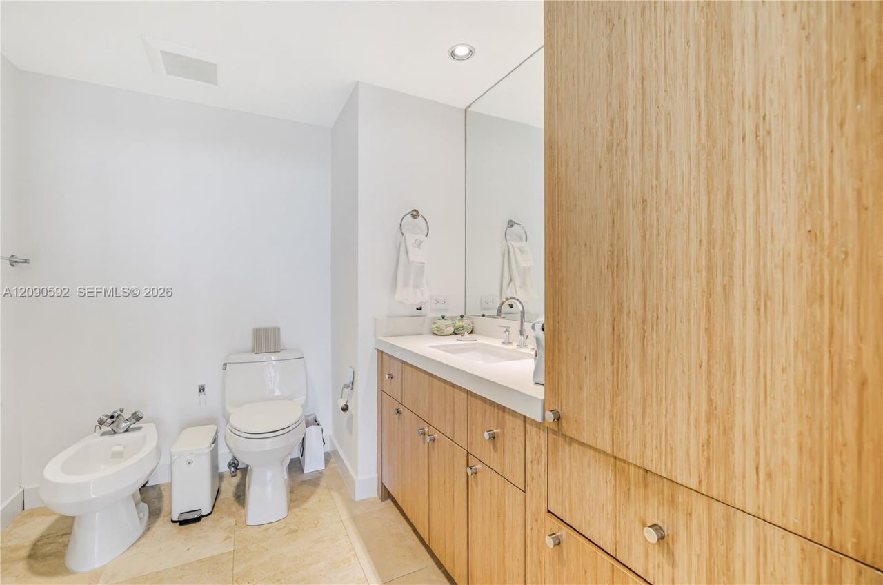 2127 SE Brickell Ave, Unit 1406, Miami, FL 33129 Photo
