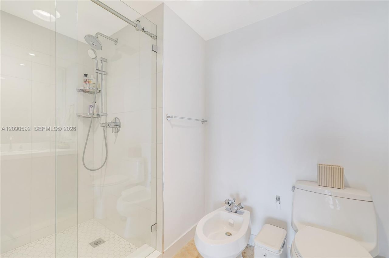 2127 SE Brickell Ave, Unit 1406, Miami, FL 33129 Photo