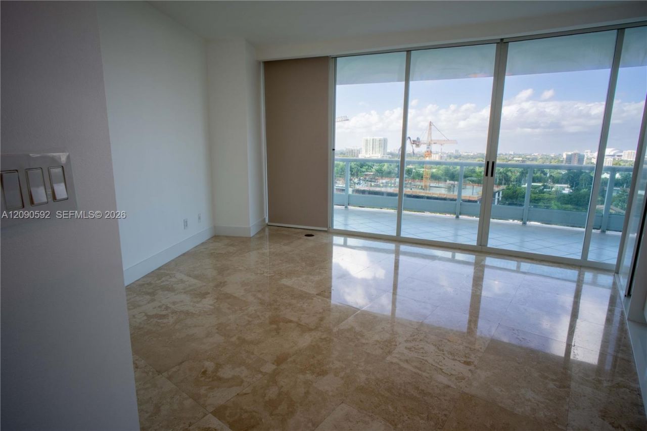 2127 SE Brickell Ave, Unit 1406, Miami, FL 33129 Photo