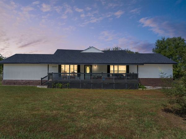 1520 S Lynn Lane Road , Tulsa, OK 74108