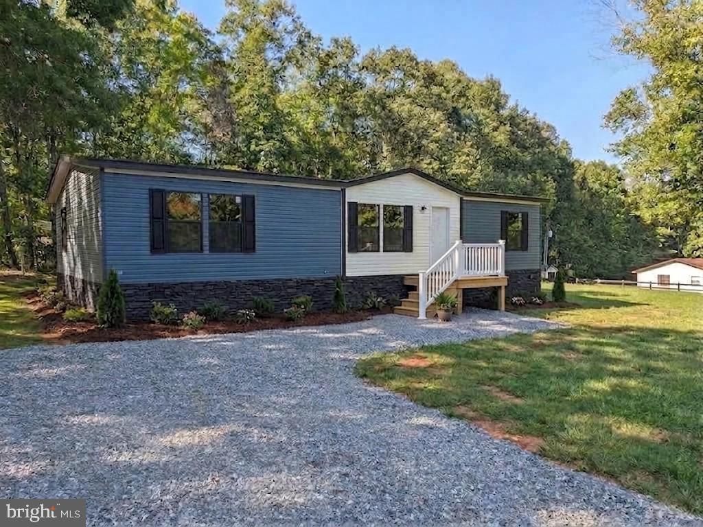1271 Doctors Road , Louisa, VA 23093 Main Photo