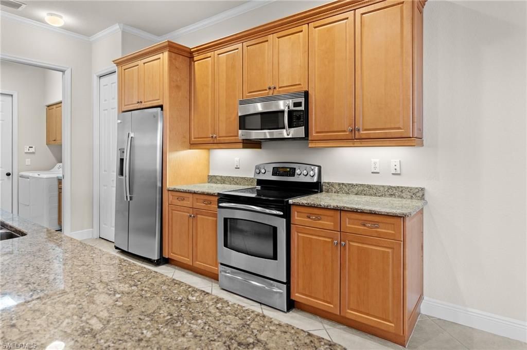 5717 Mango Cir, Unit 5717, Naples, FL 34110 Photo