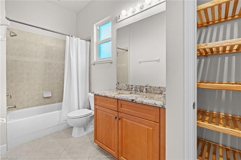 5717 Mango Cir, Unit 5717, Naples, FL 34110 Photo
