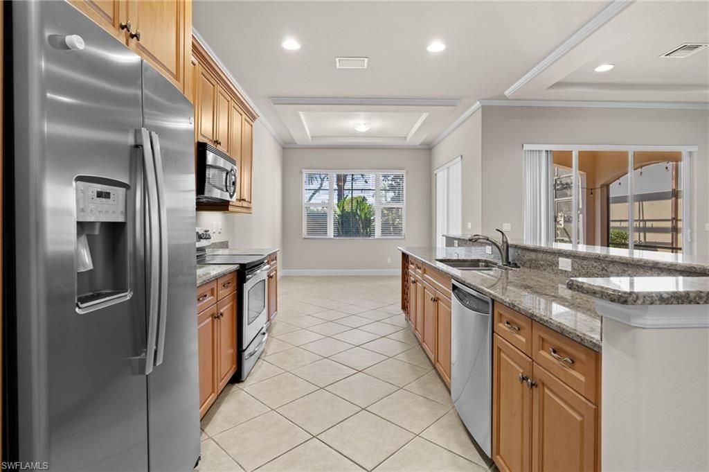 5717 Mango Cir, Unit 5717, Naples, FL 34110 Photo