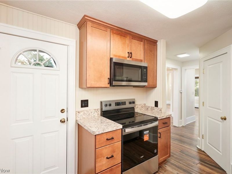 1831 17th Street, Cuyahoga Falls, OH 44223 Photo 10