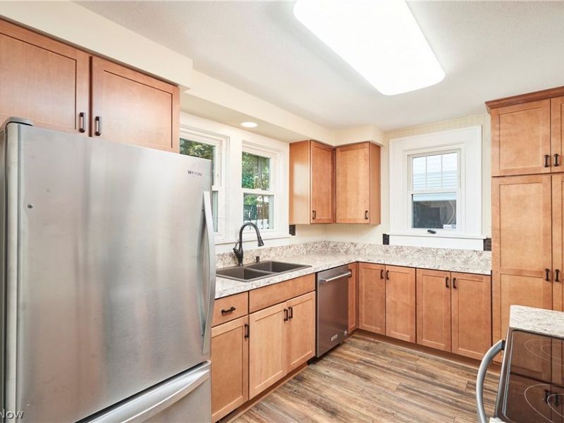 1831 17th Street, Cuyahoga Falls, OH 44223 Photo 3