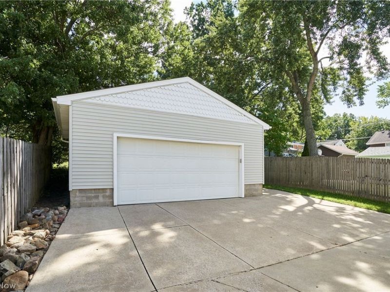 1831 17th Street, Cuyahoga Falls, OH 44223 Photo 4