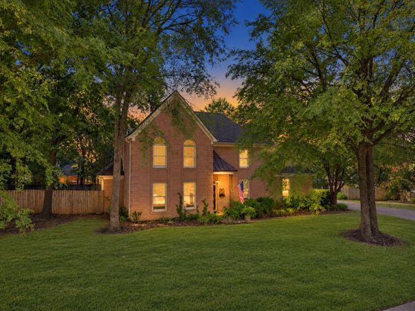 8575 STABLEMILL LN, Memphis, TN 38016