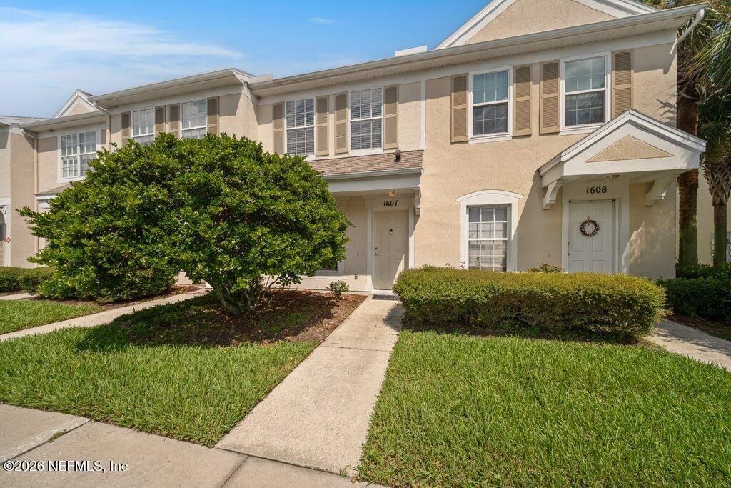 8230 DAMES POINT CROSSING BLVD Boulevard Jacksonville, FL 32277