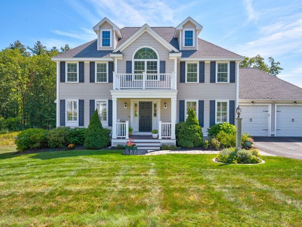 5 Mcintosh Ln, Littleton, MA 01460