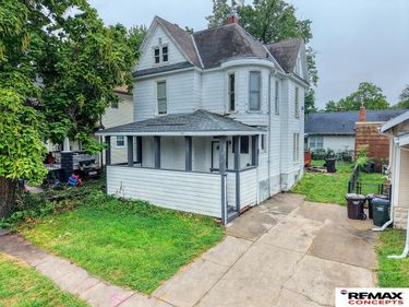3007 R Street, Lincoln, NE 68503