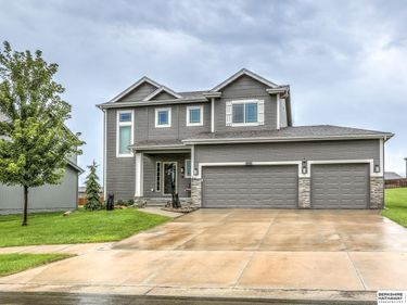 9403 S 176 Avenue, Omaha, NE 68136