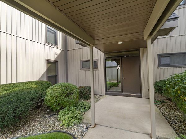 1934 Bridgeview Trail apt C Trail, South Bend, IN 46637
