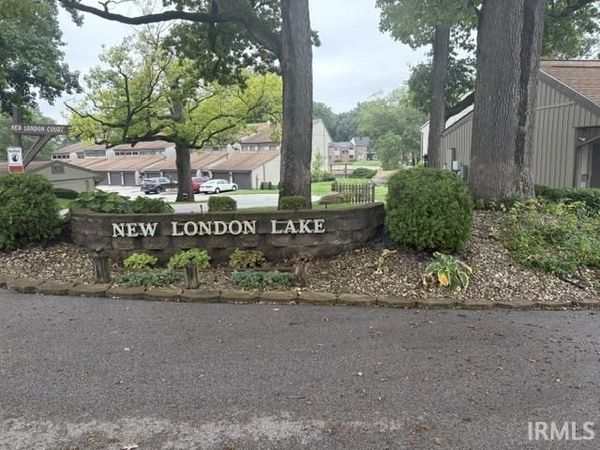 1934 Bridgeview Trail apt C Trail, South Bend, IN 46637