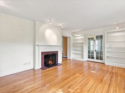 Main Photo