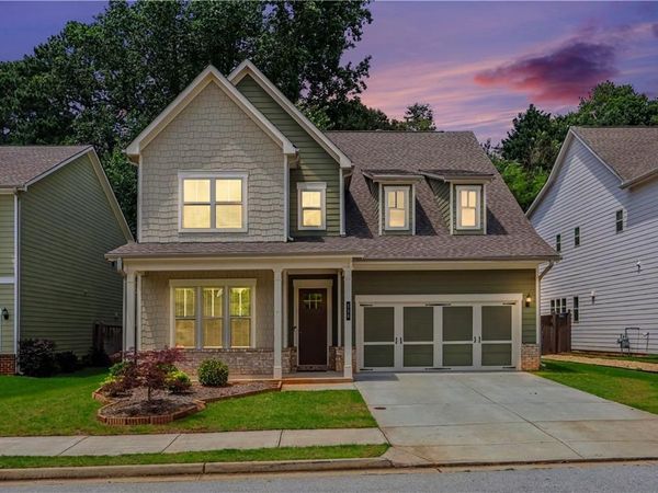 556 Avondale Hills Drive, Avondale Estates, GA 30032