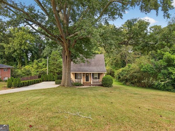 200 1/2 Pine Street, Barnesville, GA 30204