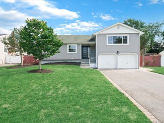 9 Honeysuckle Kings Park, NY 11754
