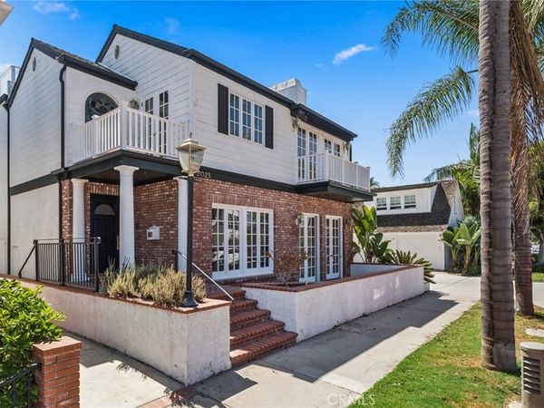 2025 E Balboa, Newport Beach, CA 92661