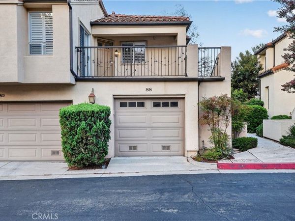 88 Corsica Drive , Newport Beach, CA 92660