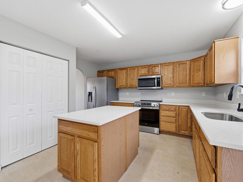 6320 Greenhaven Avenue, Galloway, OH 43119 Photo 18