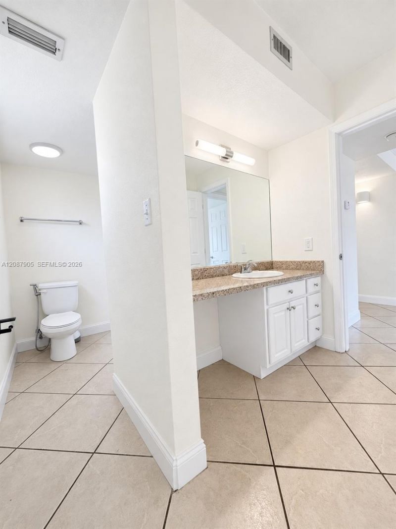 8475 SW 94th St, Unit 108E, Miami, FL 33156 Photo
