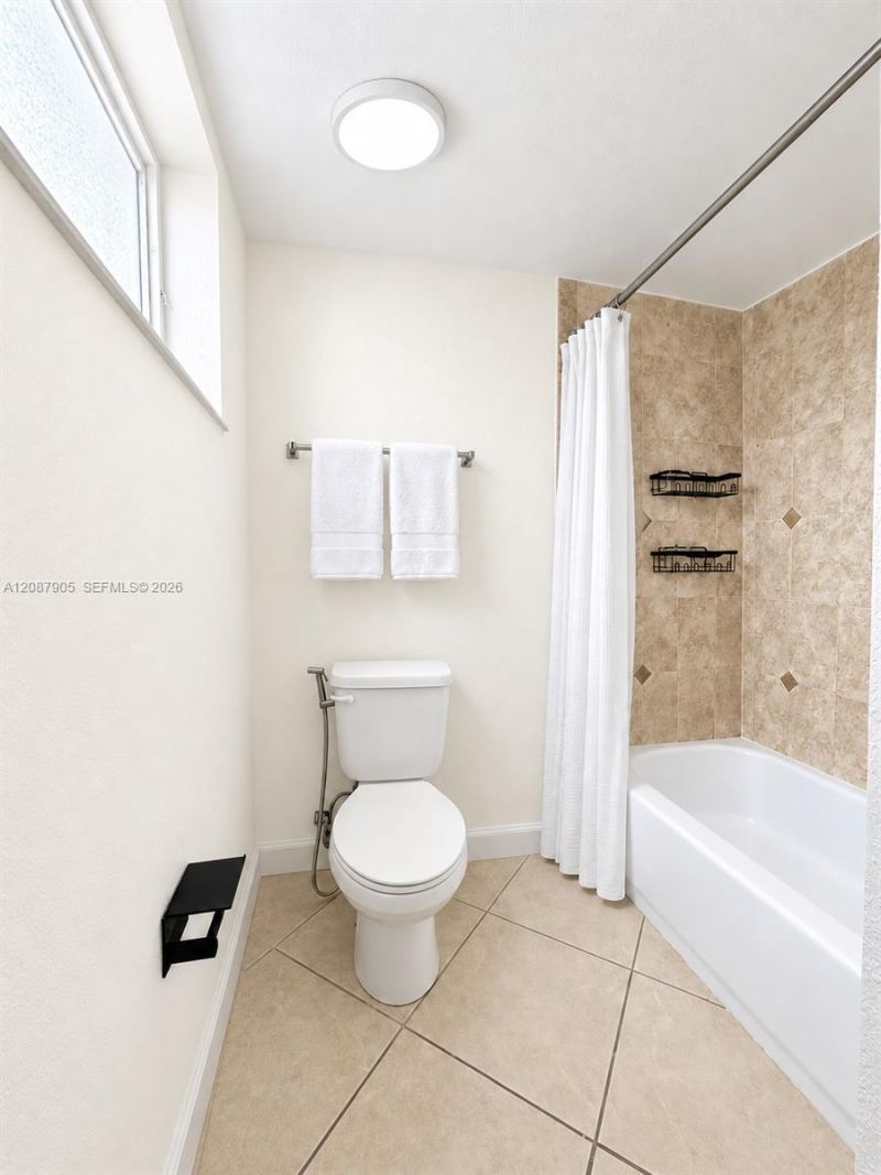 8475 SW 94th St, Unit 108E, Miami, FL 33156 Photo