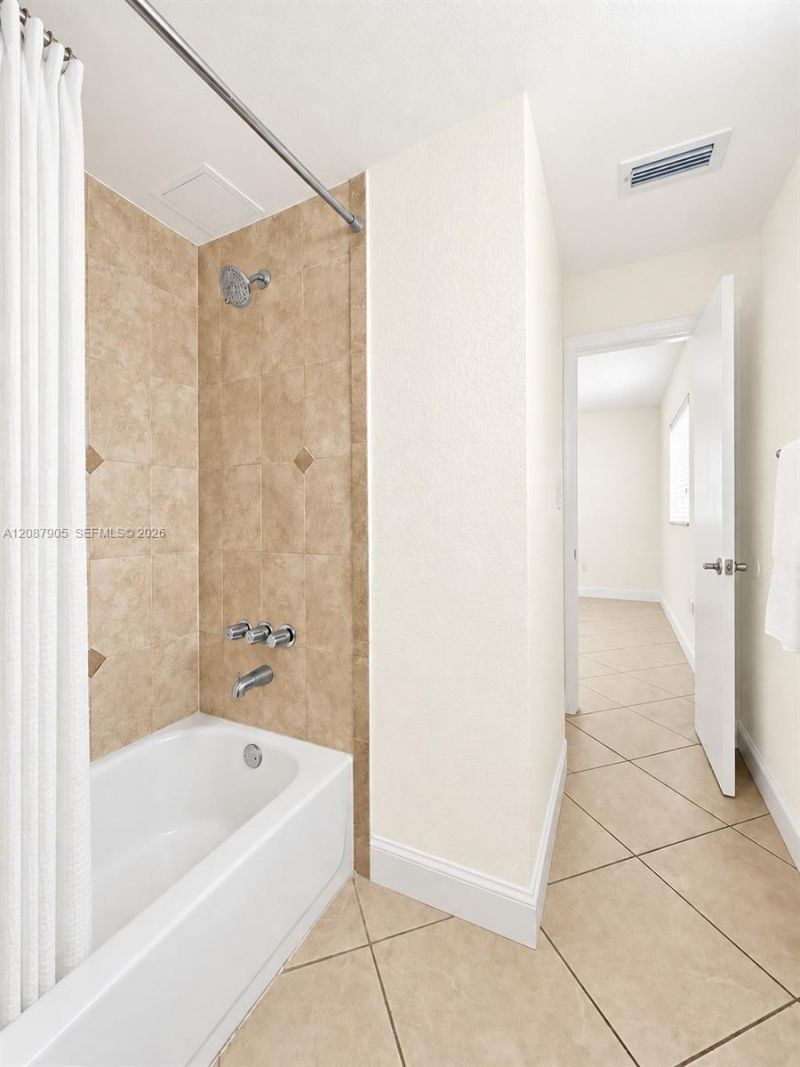 8475 SW 94th St, Unit 108E, Miami, FL 33156 Photo