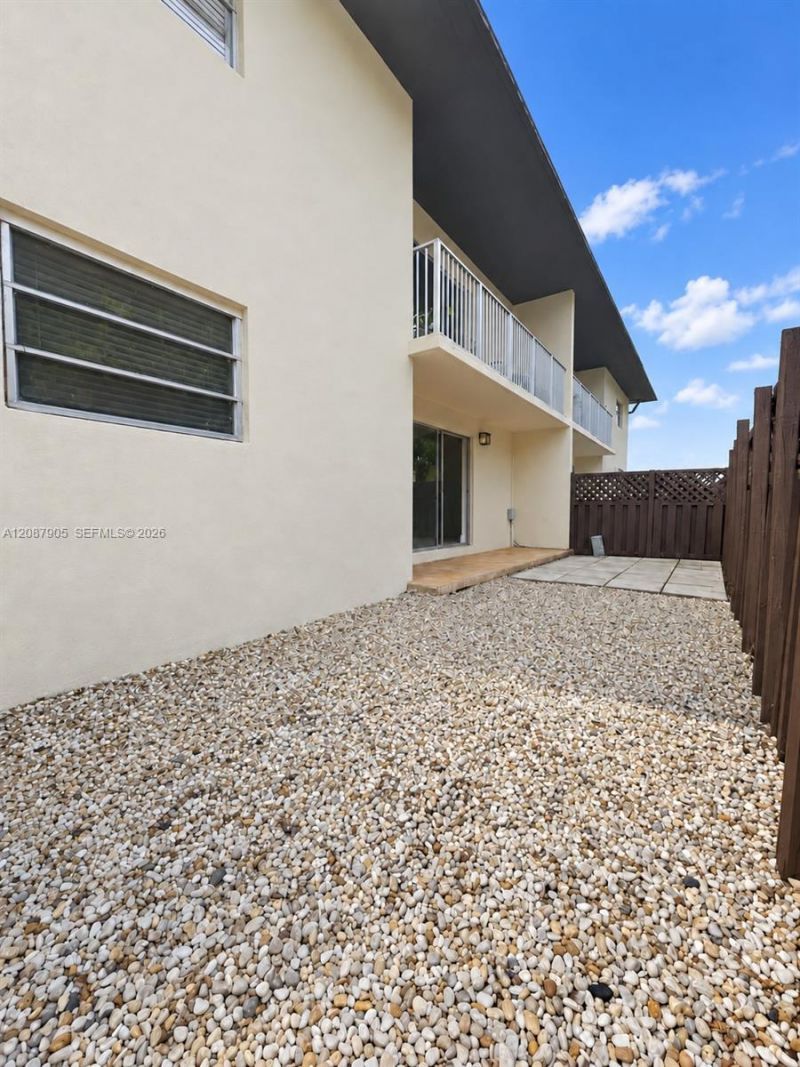8475 SW 94th St, Unit 108E, Miami, FL 33156 Photo
