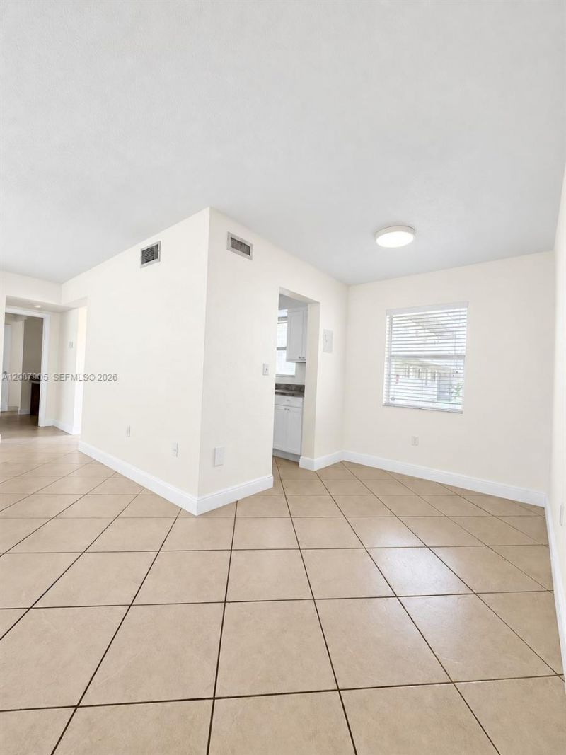 8475 SW 94th St, Unit 108E, Miami, FL 33156 Photo
