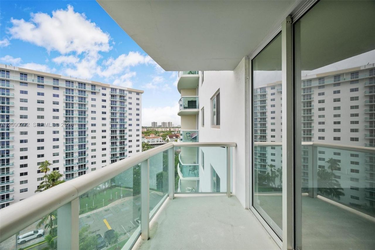 19380 Collins Ave , Unit 1023, Sunny Isles Beach, FL 33160 Photo