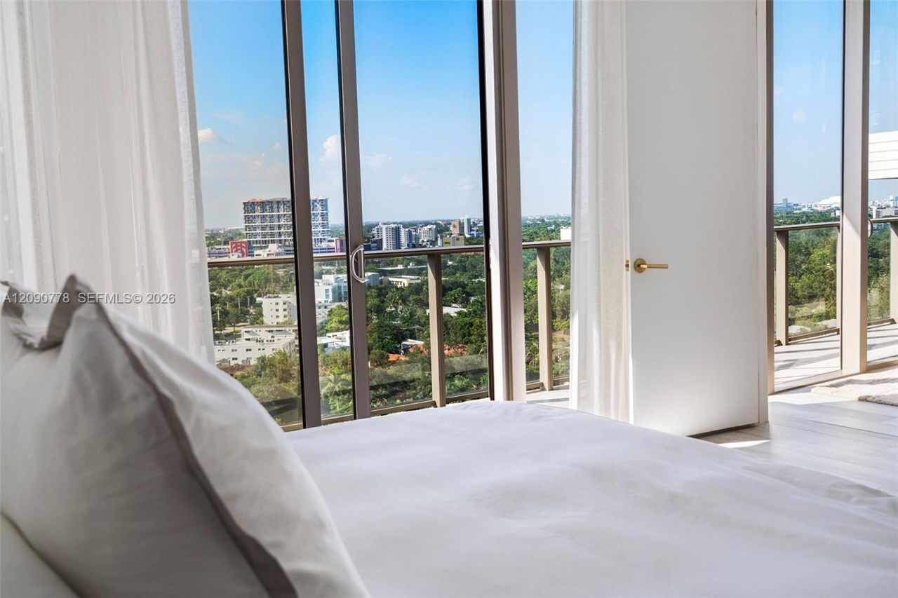 2655 S Bayshore Dr, Unit 1412, Miami, FL 33133 Photo