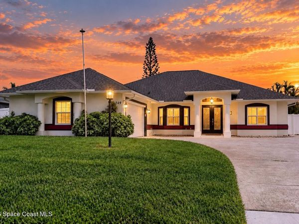 249 Dock Avenue , Sebastian, FL 32958