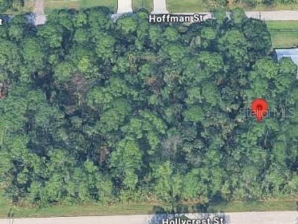 3854 HOLLYCREST STREET , FORT MYERS, FL 33905