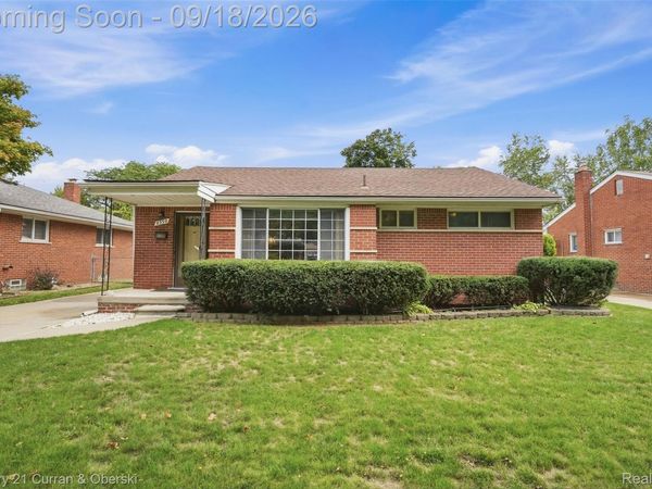 8330 Winston Lane, Dearborn Heights, Mi 48127