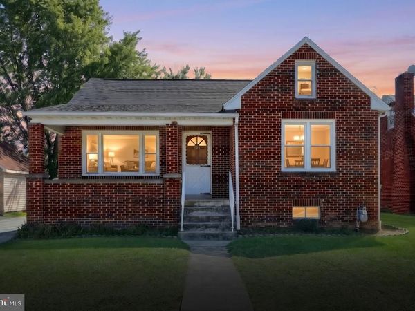 404 SOUTH STREET , MC SHERRYSTOWN, PA 17344